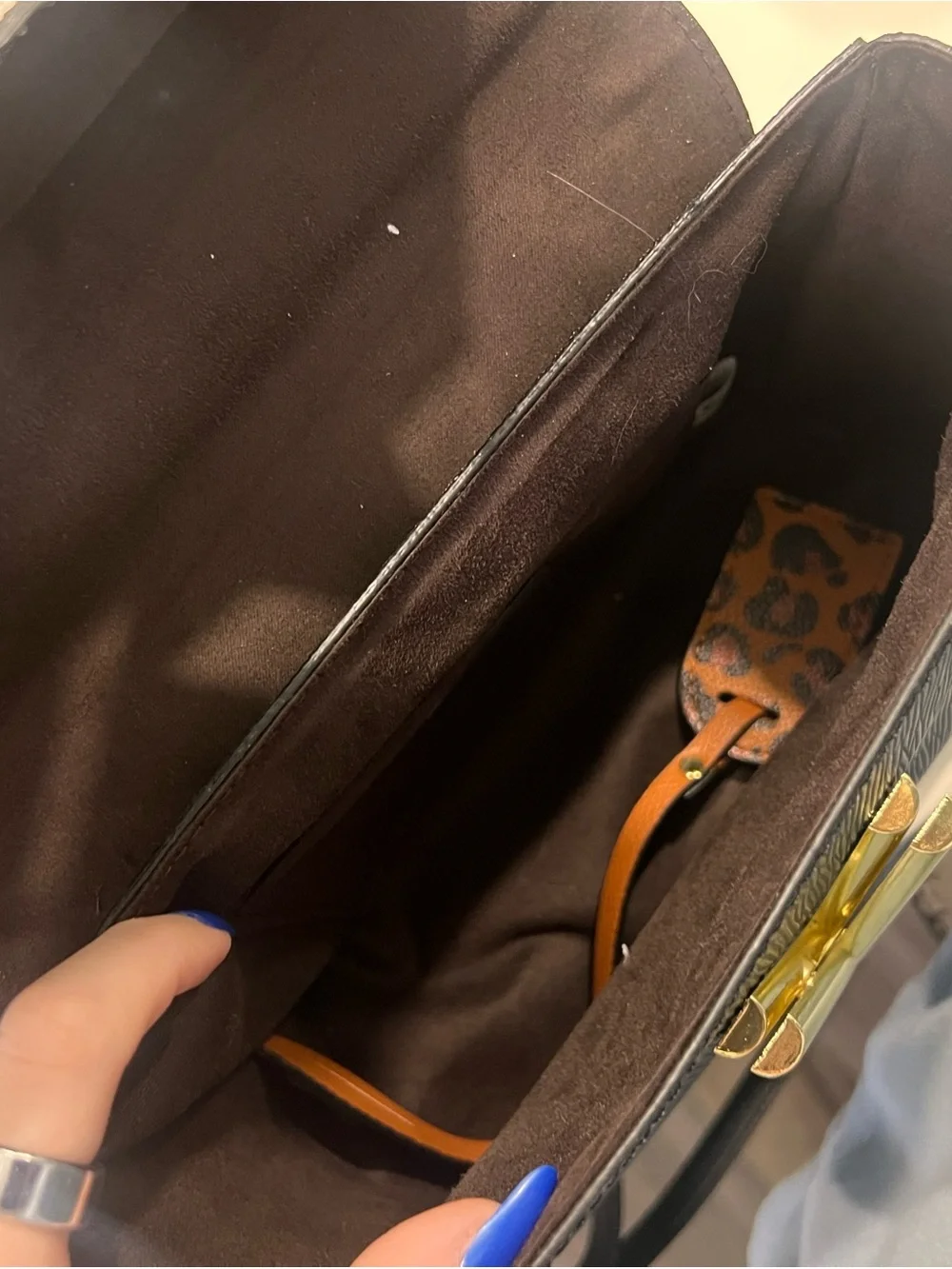 Purse - Picture 2 of 2